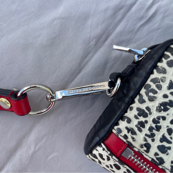 Alexander Wang Fumo Black White Red Embossed Leather Wristlet Zip Around Wallet - Picture 4 of 17